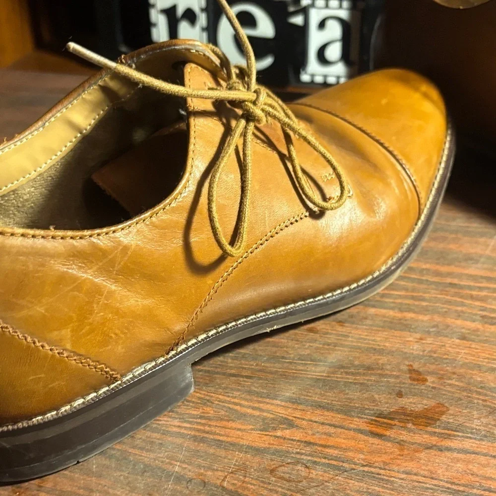 Florsheim Tan Leather Oxfords